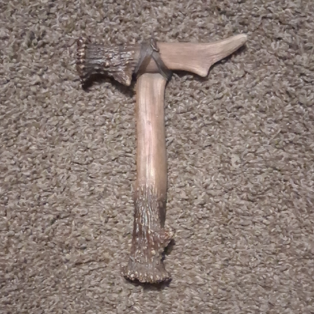 Source Unknown Rustic Antler-Inspired Decor